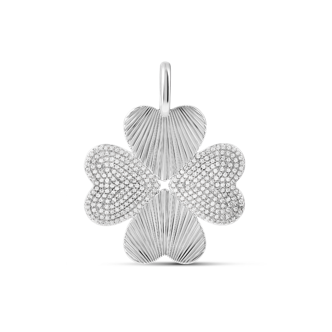 Fluted Heart Clover Charm